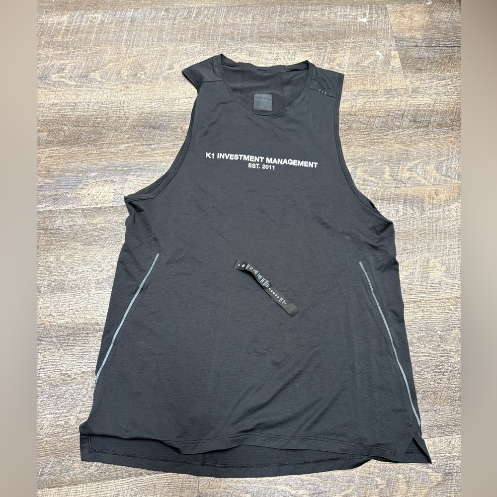 Lululemon Black Sleeveless Shirt
